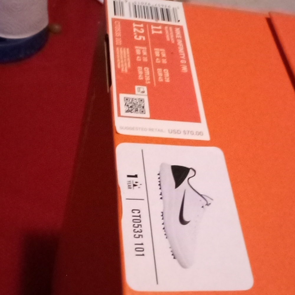 Mens Nike Infinity G Sneakers no size 11. - Picture 9 of 10